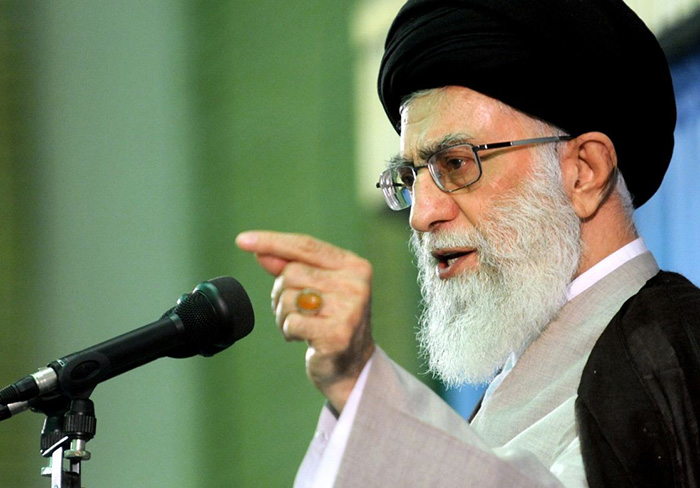 سخنان شنیده نشده امام دربارۀ زنان(12) | چرا بهشت زیر پای مادران است؟