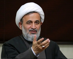 گفتگوی پایگاه اطلاع‌رسانی KHAMENEI.IR با علیرضا پناهیان | در مکتب حاج قاسم «عقلانیت» حرف اول را می‌زند/ سردار سلیمانی مقاومت می‌کرد، چون می‌دانست هزینۀ مقاومت کمتر از سازش است