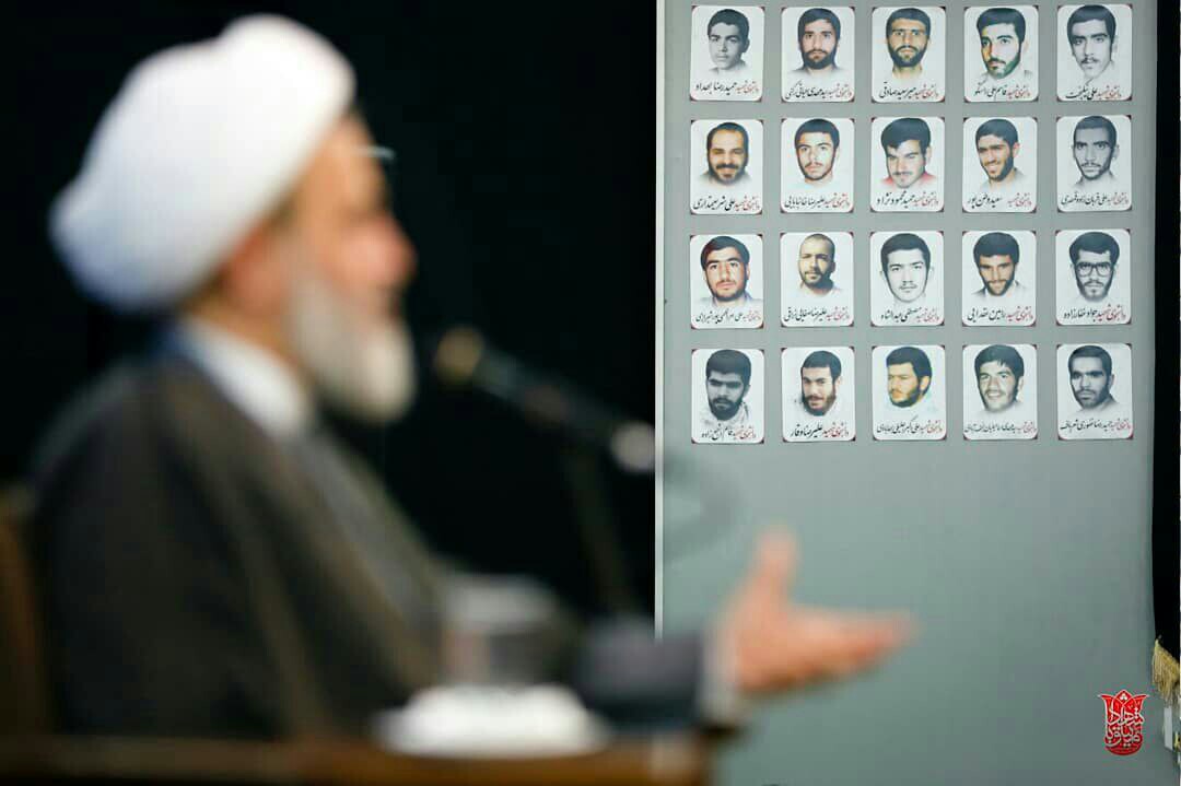 آخرین گام رهایی - ج۵ | دین‌دارانِ متحجر و غرب‌زده؛ دو گروهی که مانع تبلیغ صحیح دین هستند